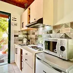 Appartamento Asteraki House By Dadovillas *