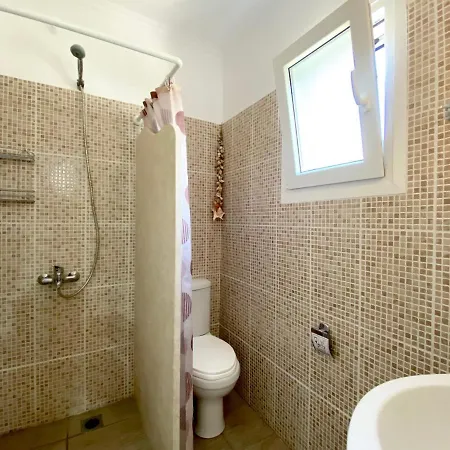 Apartament Asteraki House By Dadovillas