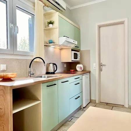 Asteraki House By Dadovillas Apartmán