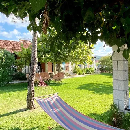 Apartamento Asteraki House By Dadovillas